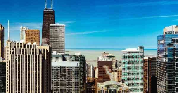 科大讯飞智能机器人最大