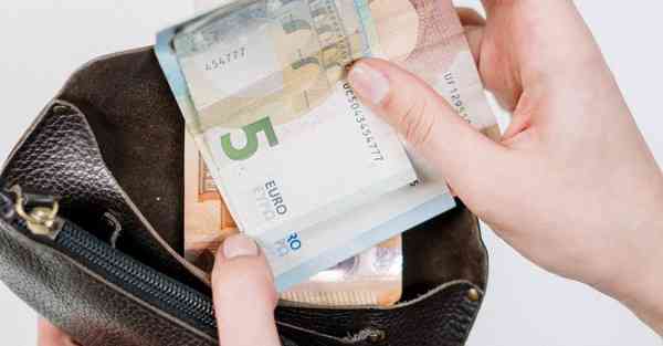 小品智能化机器人 机器人智能化发展趋势和影响