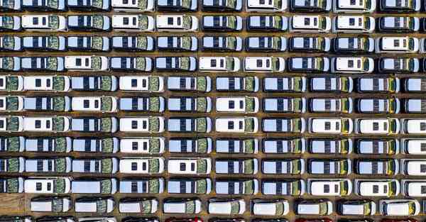 过人智能辅助移动机器人