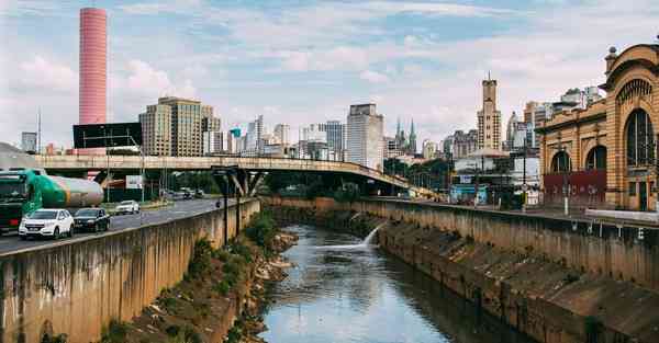 薇娅麦咭智能机器人