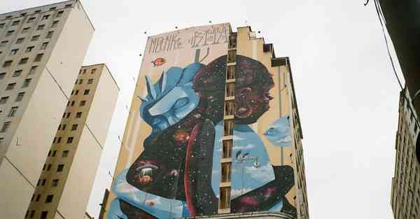 AI绘画特效三角骨（AI三角形立体效果怎么做）