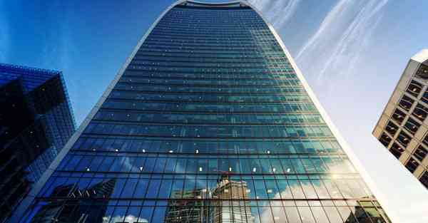 智能机器人石榴娃说吧