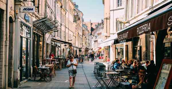 钉钉小蜜智能机器人：为工作生活提供便捷与智能