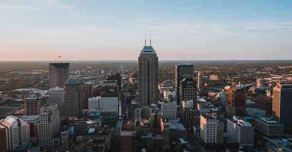 “噜噜智能AI机器人”的行业文章