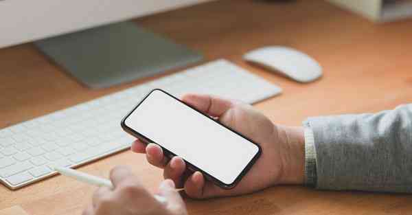 苹果13可以下载chatGPT