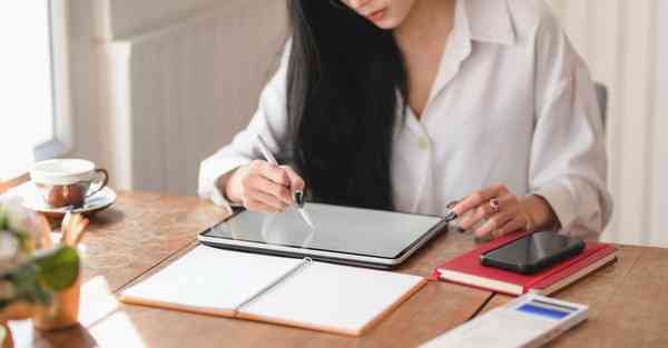 钉钉小蜜智能机器人：为工作生活提供便捷与智能