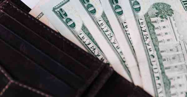 思薇科林智能擦窗机器人：窗洗行业的革新