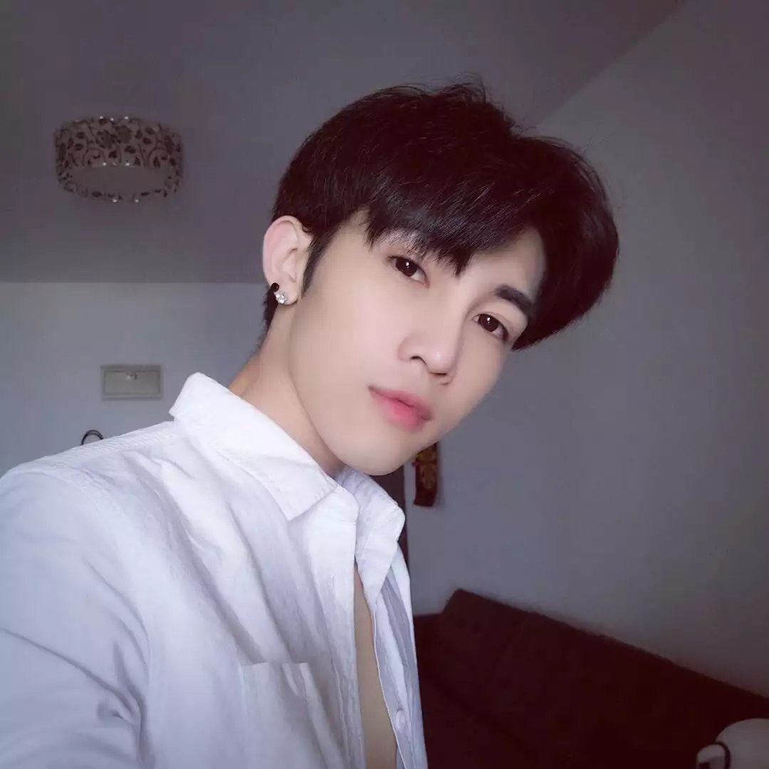 凤威蓝锦