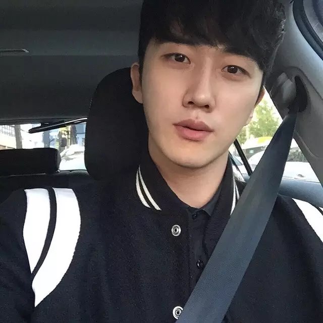 文辉华贤