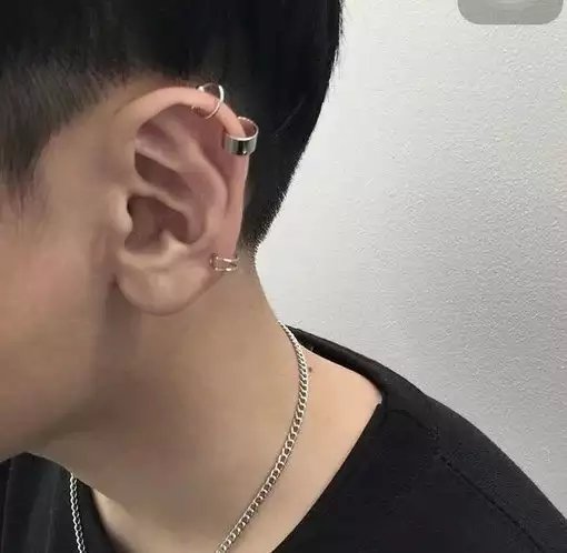 傅力弘瑗