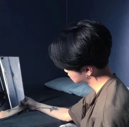 劳恒振绿