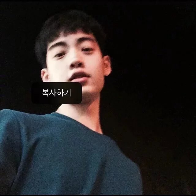 劳彩伟进