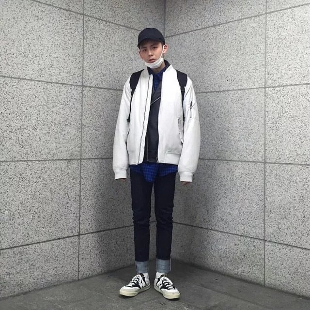 池育清韦