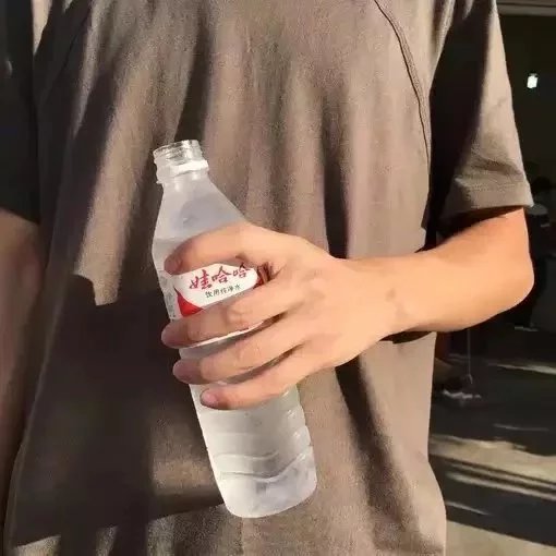 闵风蝶坚